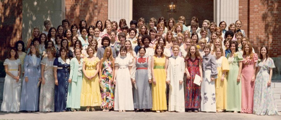 First graduating class of UTHealth Houston School of Nursing