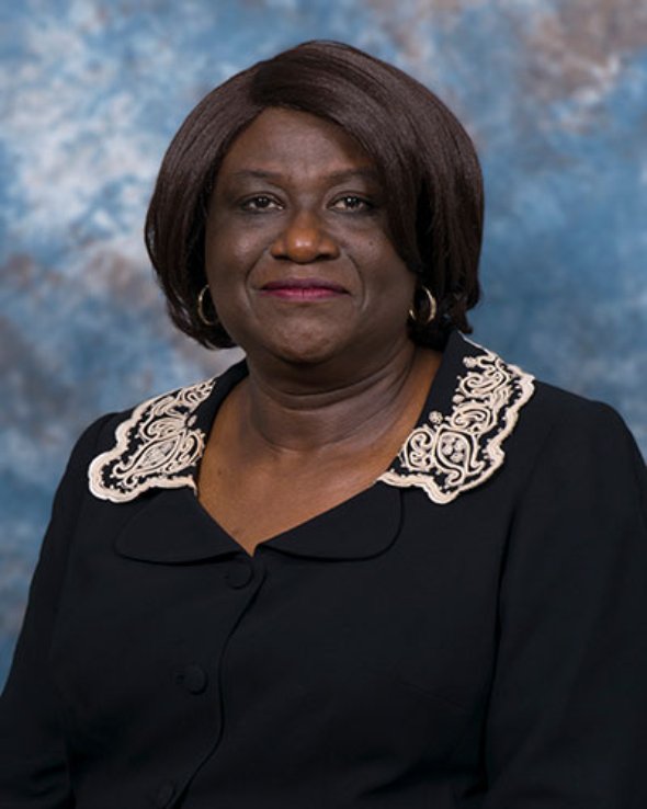 photo of Omobola Oyeleye