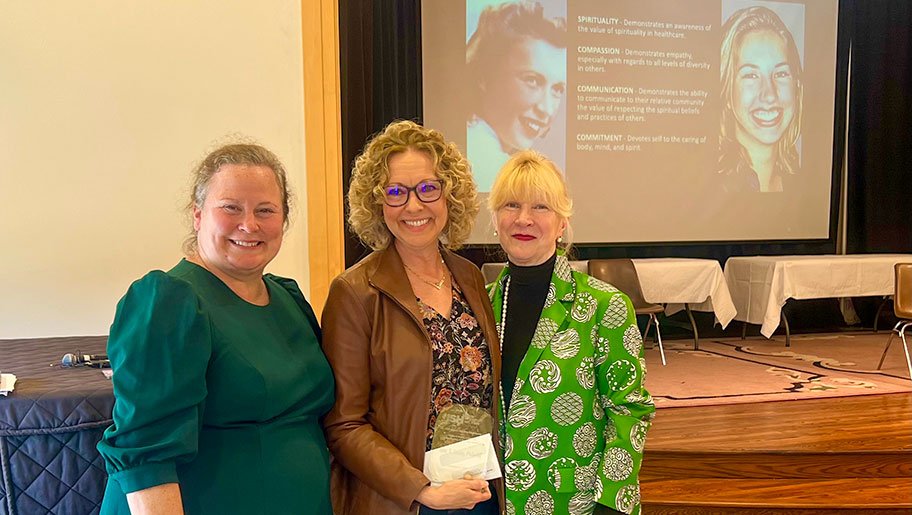 Kelly J Brassil, Amy Calvin, and AnneMarie Wallace, daughter of Emma Josephine Loeffelholz McMorris.