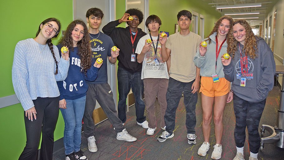 High school students visited the school through the IGNITE program