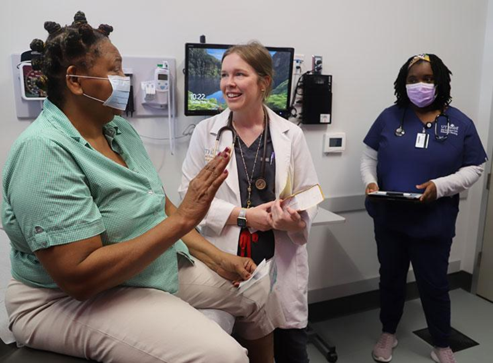 Family Nurse Practitioner students take part in a simulation with standardized patients.