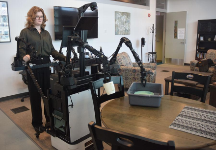 Live with Robotics